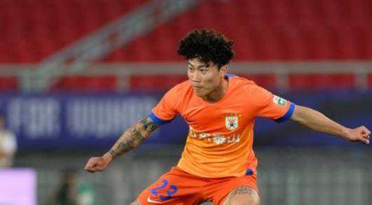 开云移动端-【中超】谢文能双响黄政宇乌龙 浙江3比3战平泰山